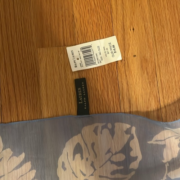 Ralph Lauren Blue White Sheer Hawaiian Floral Print Sarong NWT - Picture 4 of 4